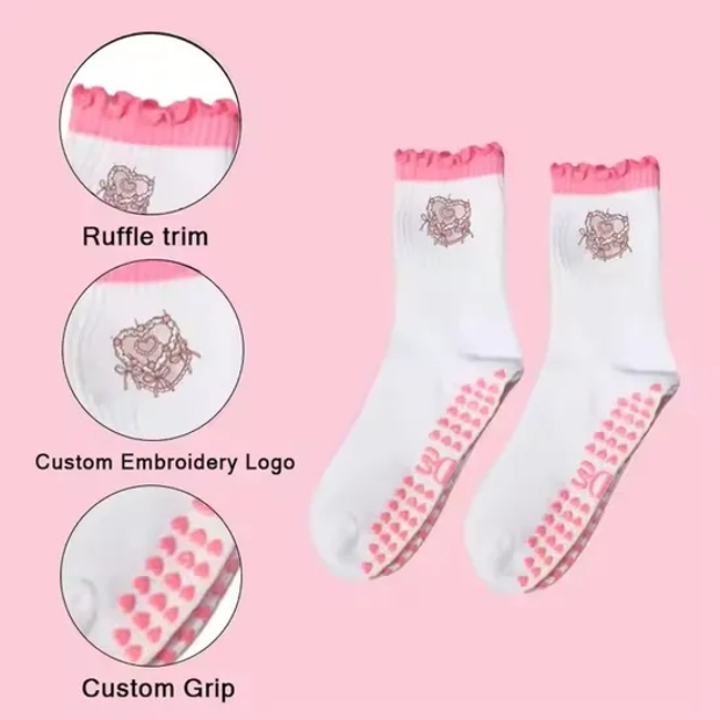 Women′s Anti-Slip Pilates Yoga Socks Thin Cotton with High Quality Embroidery Breathable Spandex Custom Logo Print Crew High