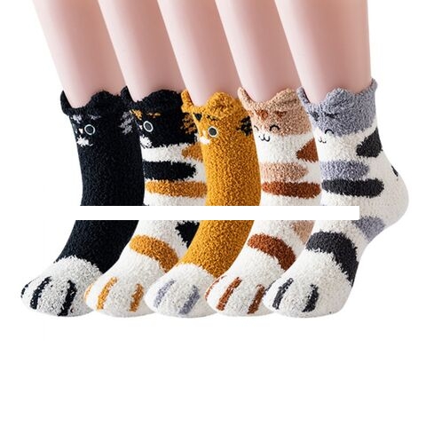 Hot Sell Cute Wind Fluffy Socks Support Customized Logo Socks Crew Sports Socks
