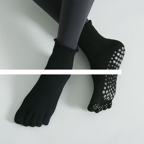 Source Factory five finger socks Lace yoga socks comfortable non slip custom grip logo Pilates women s socks
