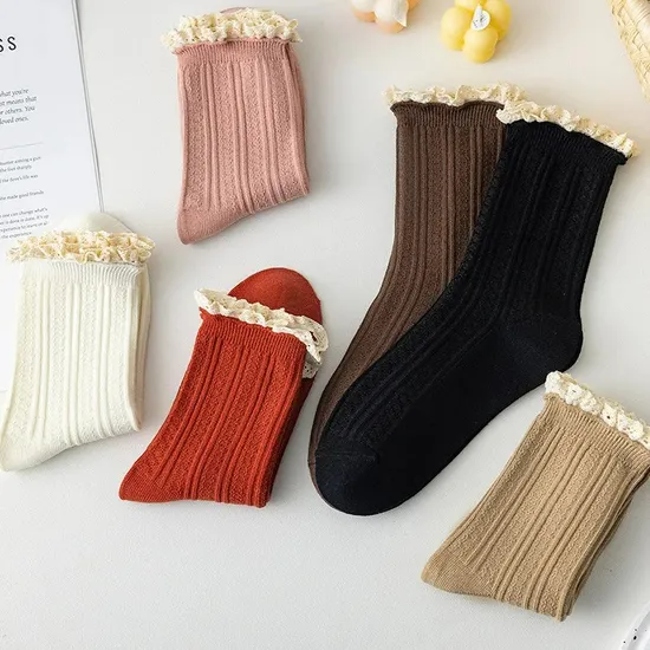 High Quality Cotton Vintage Double Needle Lady Socks Lace Ruffle Frilly Turn Cuff Women Socks
