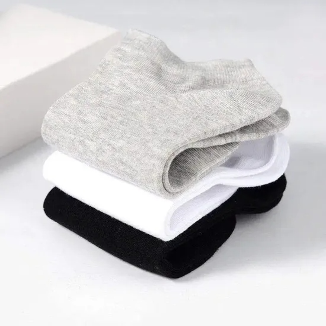 Men′s New Style Custom Business Men Stockings Soft Breathable Sports Socks