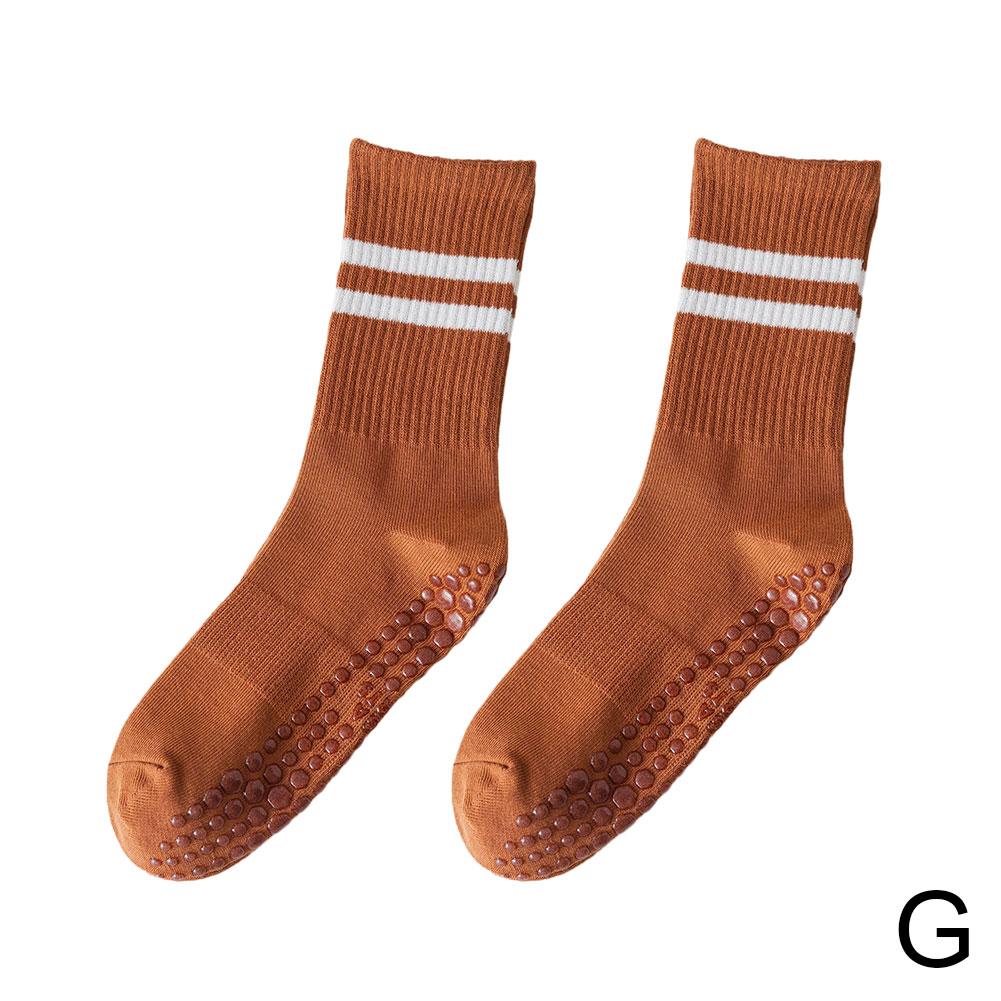 made-to-order Colors Sports Socks Cotton Mid-tube Bottom Professional Non-slip Silicone Indoor Fitness Socks Gym Dance Pilates 