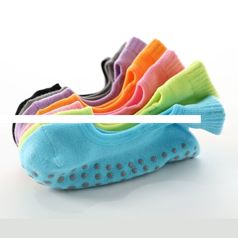 High Quality Non Slip Grips Socks Cotton Crew Socks Breathable Mid Cut Anti Slip Floor Socks Trampoline Socks