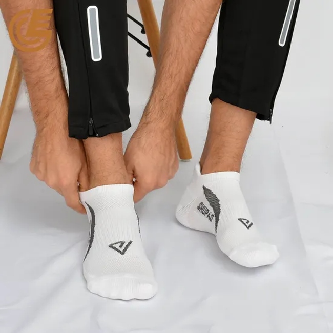 Qlm-323-4 100% Cotton Soft White Compression Sports Ankle Socks for Summer