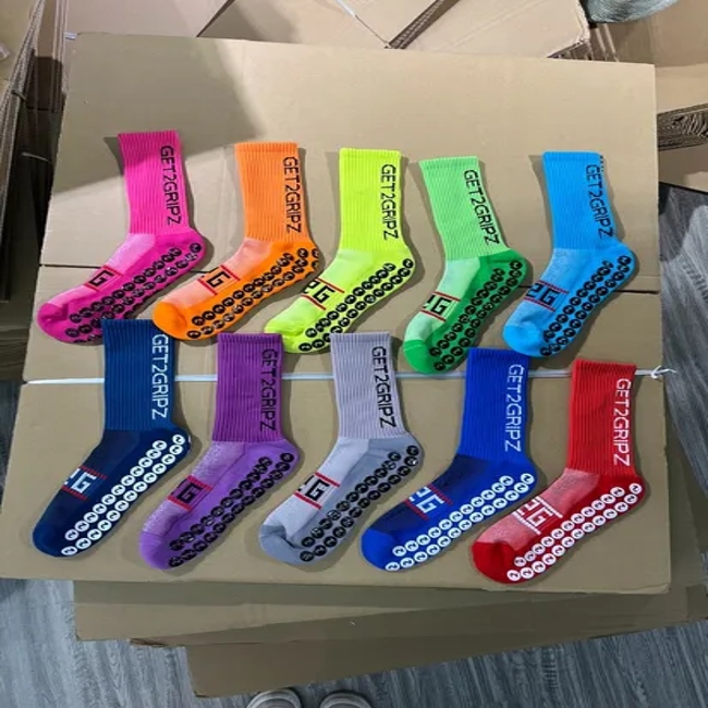 Sports Custom Logo Compression Non-Slip Football Soccer Gym Men Pilates Yoga Ruffle Women Grip Socks