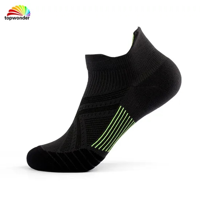 Customize and Wholesale All Sorts of Sports Dry-Fit Compression Fitness Sock in Many Colors at Low Price