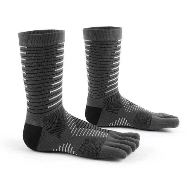 Customized MID Tube Socks Coolmax Quick Drying Outdoor Compression Marathon Socks