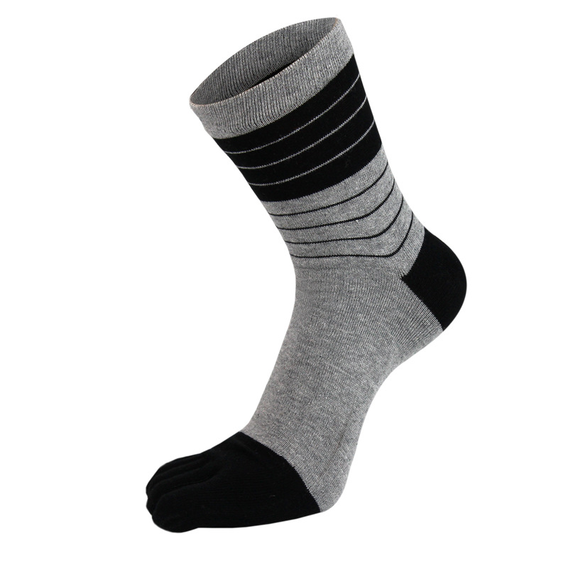personal use New Five Finger Socks For Man Combed Breathable Colorful Cotton Sweat Deodorant Antibacterial Fashion Sport Socks 