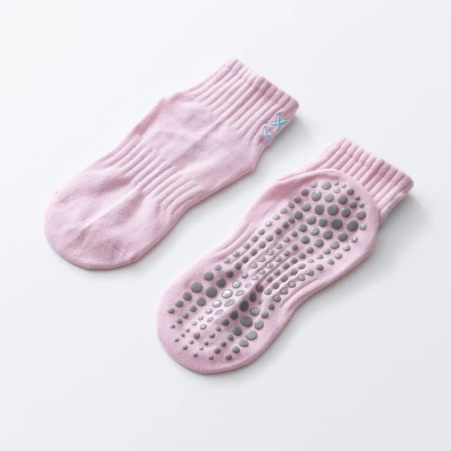 Label Design New Solid Color Simple Non-slip Breathable Yoga Socks Pilates Socks Women Indoor Dance Fitness Gymnastics Training 