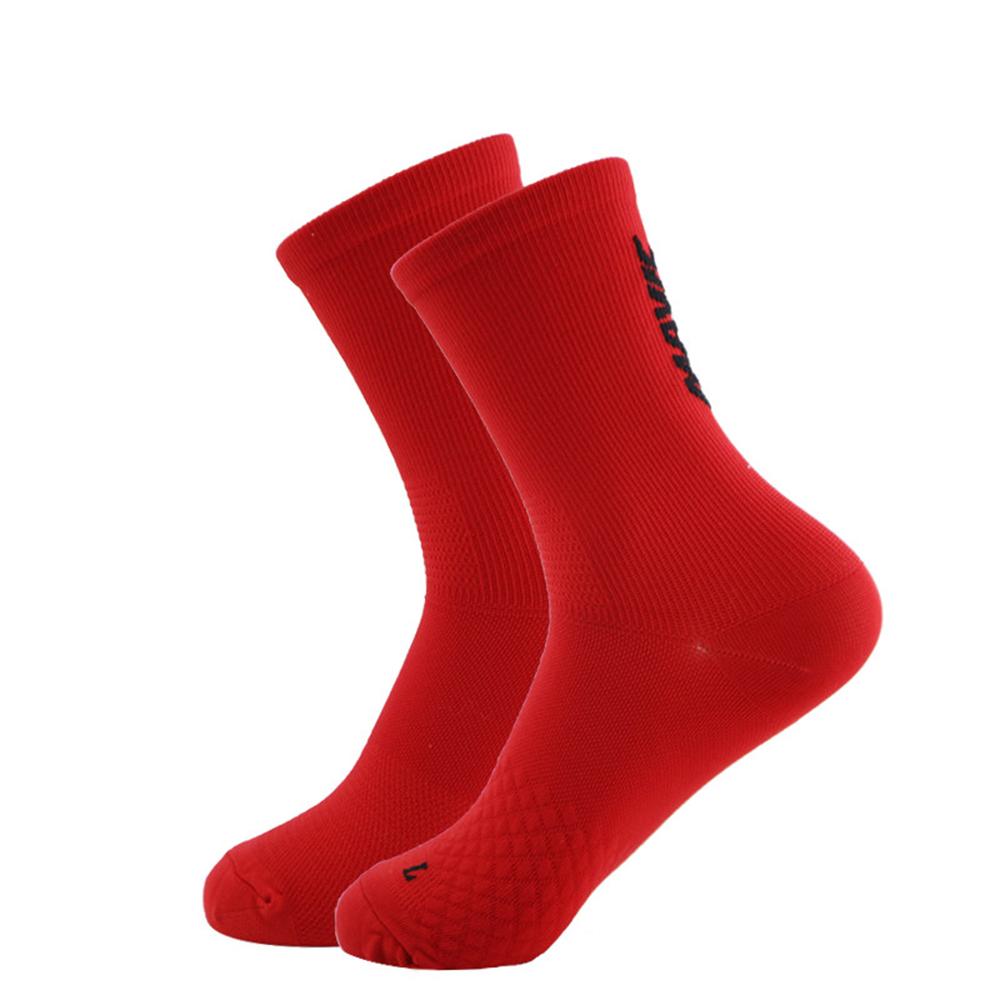 Product Development of new solid color letter football socks, basketball socks, yoga socks, sports socks, outdoor sports 