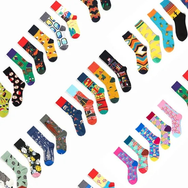 OEM Design Your Own Fancy Novelty Embroidery Sock Men Pattern Logo Chaussettes Customize Cotton Unisex Crew Logo Socks