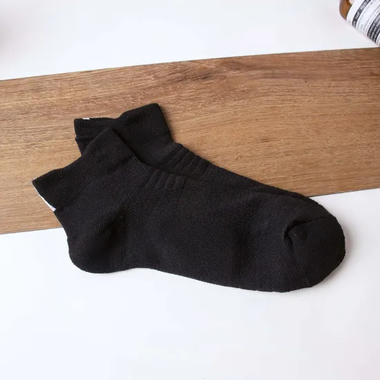 Cotton Custom Stylish Crew Socks Sport Unisex Men Women Soccer Football Non Slip Grip Crew Cotton Socks Sports Socks Spandex Jacquard Cotton Socks