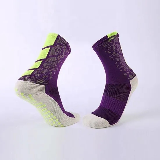 2025 New Fashion Knee High Soccer Socks Anti Slip Mens Socks Custom Logo