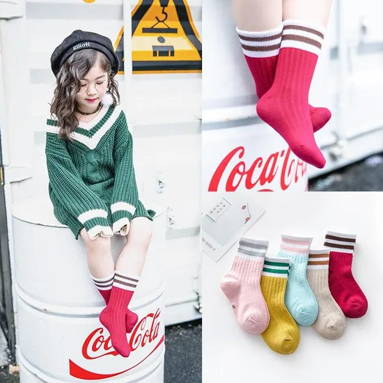 Wholesale Custom Black Green White Solid Color Crew Cotton School Logo Athletic Anti Non Slip Socks for Kids with Grips