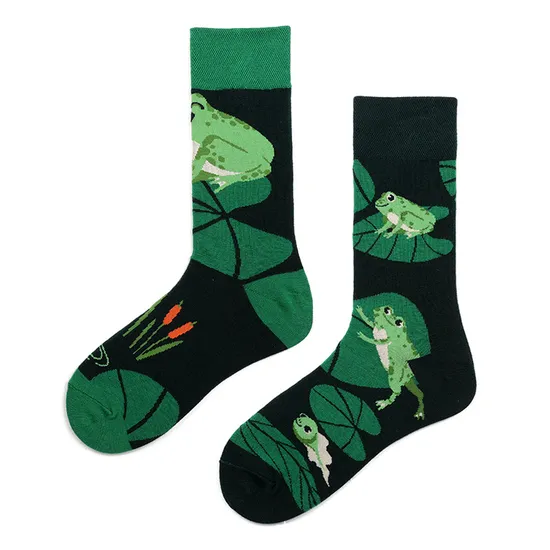 Xianghui Wholesale Custom Asymmetrical Design Colorful Christmas Cotton Happy Socks with Character