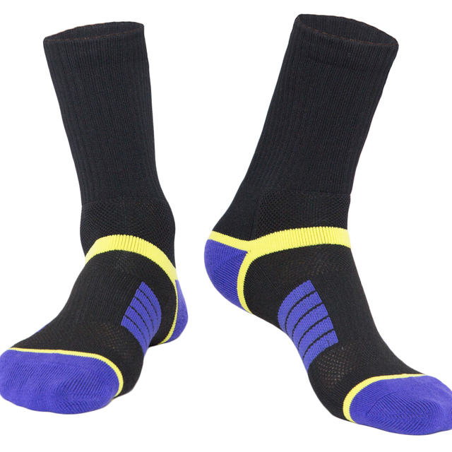 Waterproof design wholesale sports socks sport variety dot women with price