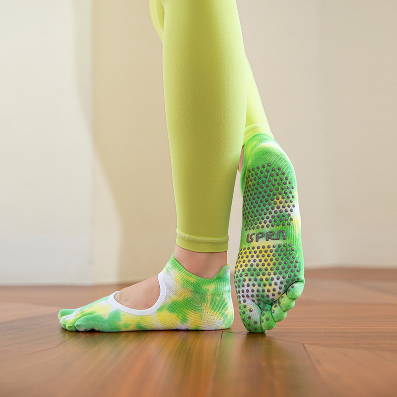 Better Price Professional Pilates Socks women Silicone Anti slip Gym Yoga Socks Cotton Breathable Five Toes Indoor Floor Dance 