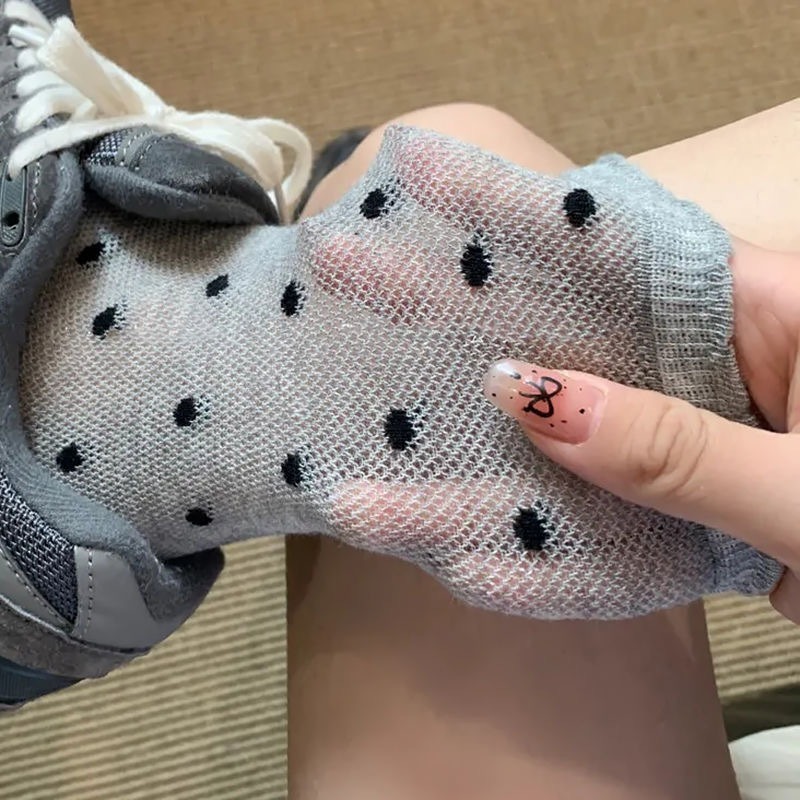 Chinese Manufacturer Thin Hollow Dot Socks women Sweet Bowknot Summer Hollow Out Mesh Breathable Girls Crew Loose Middle Tube 