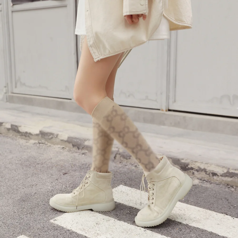 Customize by Sample Female Fashion Calf Socks Anchored Style Middle Tube Stockings Velvet Knee High Stirrup Socks Short 