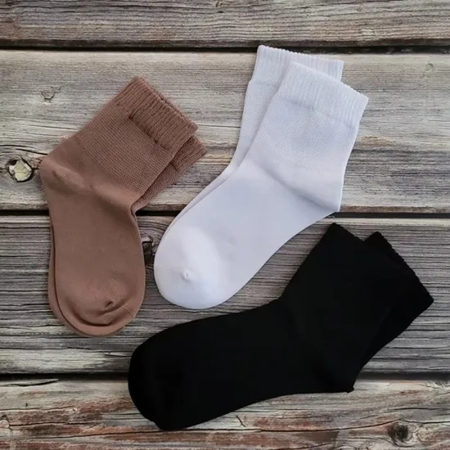 Bamboo Color Custom Men′s Bamboo Crew Socks Wholesale High Quality Sustainable Plain Socks for Men