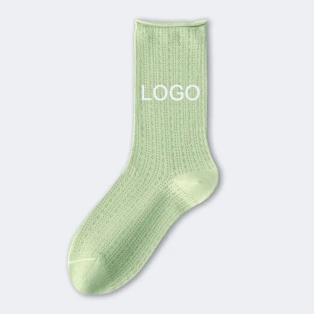 2024 New Style High Quality 100% Cotton Man and Women Breathable Crew Socks Solid Color Soft Sport Crew Socks