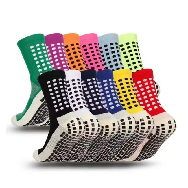 Wholesale Custom Design Free Sample Silicone Grip Crew Socks for Men and Women