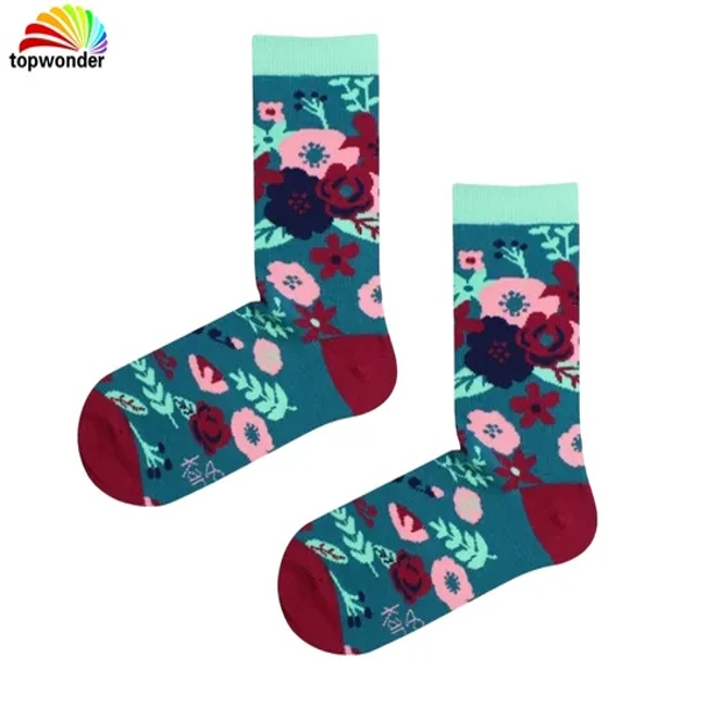 Customize and Wholesale Latest Popular Fashion Cartoon Animal Flower Happy Sock in Many Colors at Low Prices
