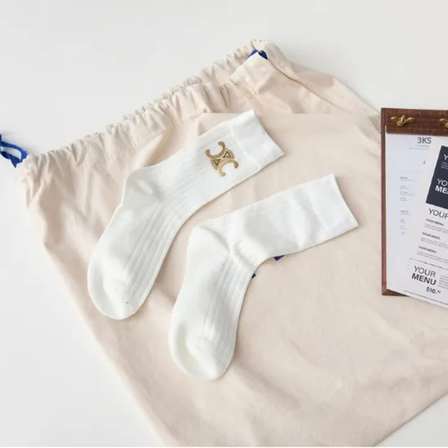 High Quality Letter Jacquard Sports Socks Women Branded Breathable Striped Unisex Korean Athletic Designer Socks