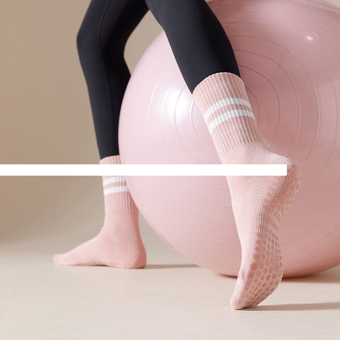 Cotton Women Compression Fashion Breathable Custom Non Slip Anti Slip Pilates Crew Grip Yoga Socks