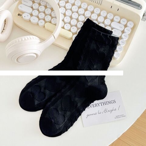 OEM Love Style N Jacquard Knitted Combed Cotton Casual Women s Socks Custom Logo Crew High Quality Sports Socks