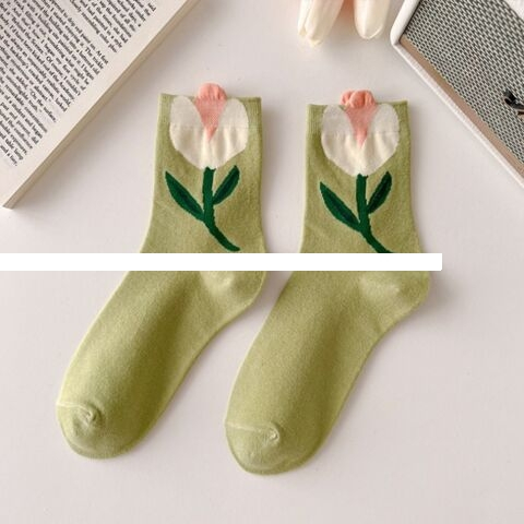 Fashion New Style Combed Cotton Flower Women Socks Custom Design Jacquard Logo Sport Socks