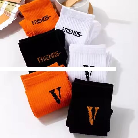 OEM Designer Casual Jacquard Knitted Letter Wholesale Crew Cotton Brands Funny Sports Terry Custom Socks Men With Logo