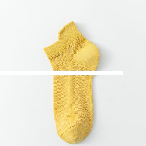 Hot sale Mesh minimalist ear and foot protection sports socks workout running