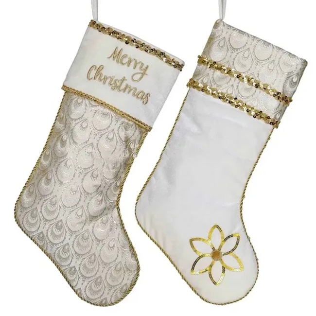 OEM Factory Customization Personalized Christmas Knit White Snowflake Stocking Decorative Christmas Tree Hanging Socks