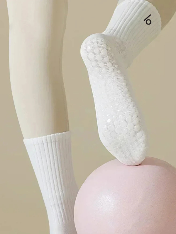 bespoke Yoga Socks Women Cotton Silicone Non-slip Pilates Grip Towel No-Show Barre 
