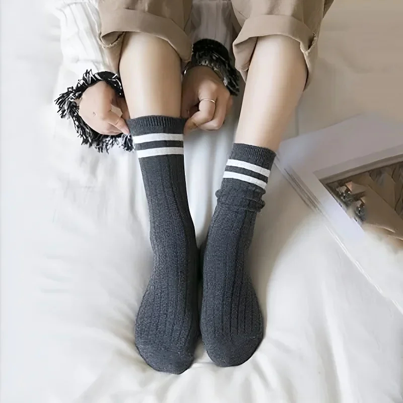 confidential High Quality Yoga Socks Five Finger Sports Points Indoor Glue Non-slip Bodhichita Gym Indoor Floor Pilates Socks 
