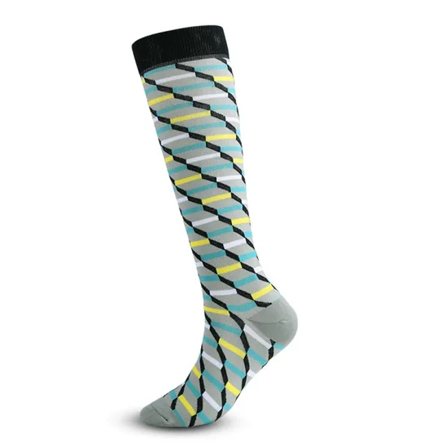 Xianghui Women Running 15-20 Mmhg Sport Knee High Custom Logo Compression Socks