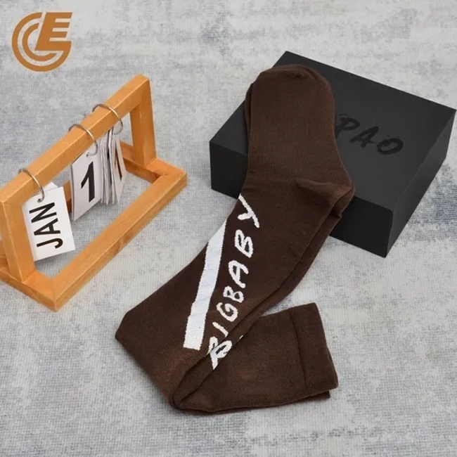 Men′s Sports Sock Custom Long Knee High Compression Elastic Socks