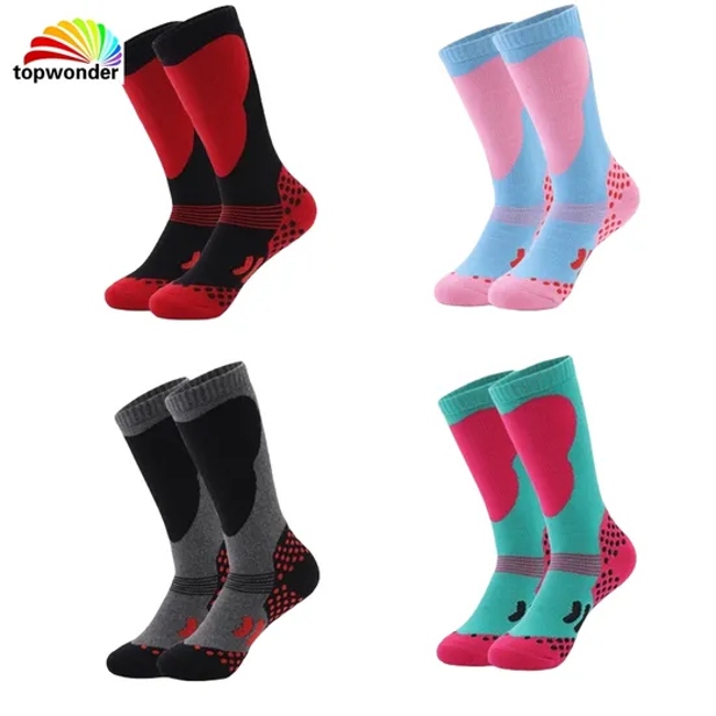 Customize and Wholesale Winter Knee High Thermal Sports Ski Sock with Terry Cushion Bottom in Many Colors and Sizes