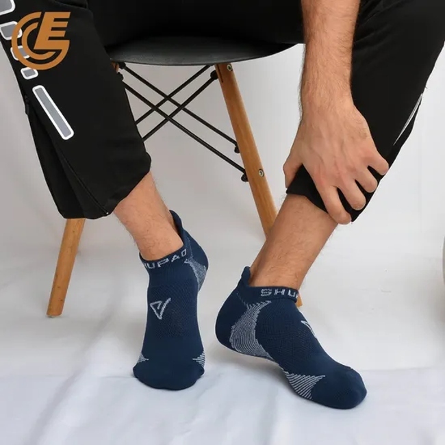 Custom Breathable Athletic Men′s Soft Ankle Sports Compression Running Socks