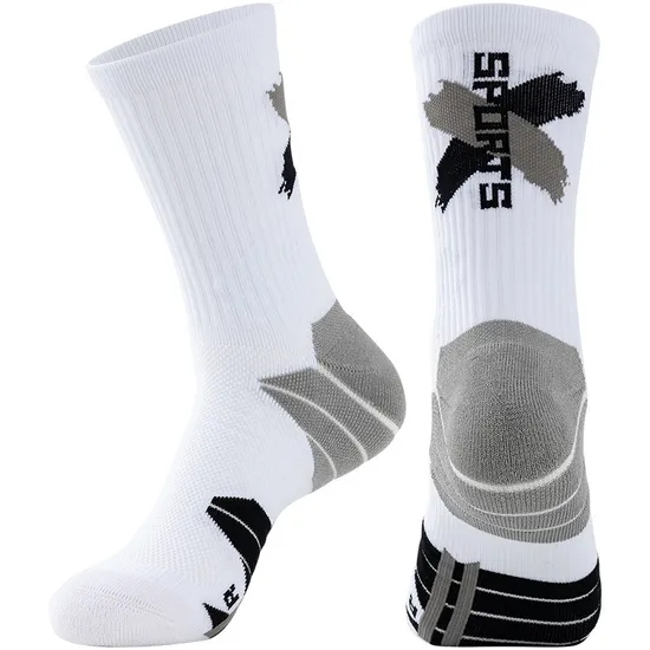 Customized MID Calf Towel Soled Sports Socks Breathable and Sweat Absorbent Basketball Socks.