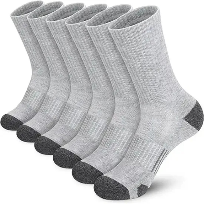 Knitted OEM Crew Unisex Basic Sport Socks High Elasticity Quick Dry Comfortable