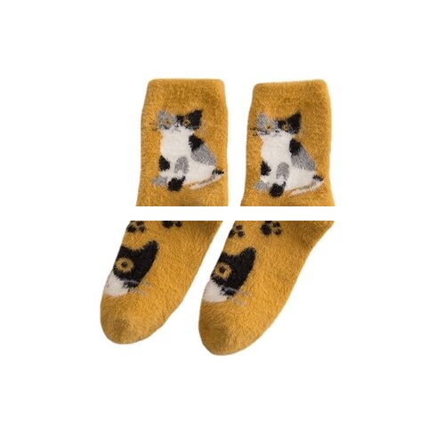 Wholesale Autumn And Winter Indoor House Keep Warm Custom Colour Crew Socks Coral Fuzzy Socks