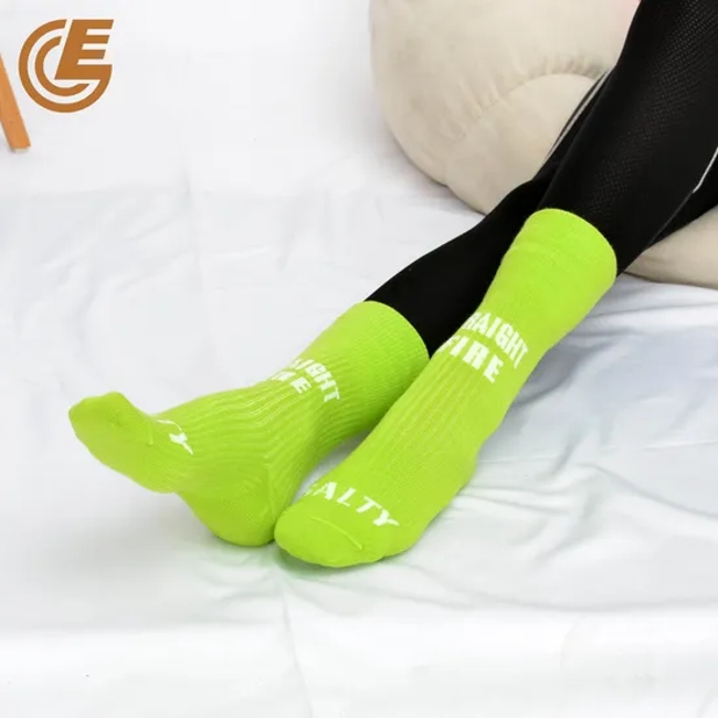 Qlm-328-11 Sweat Absorbing Compression Fashion Dress Jacquard Knit Socks for Woman