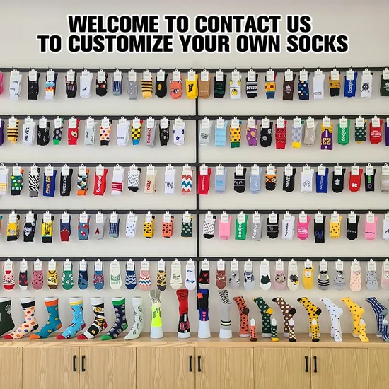 Wholesale Fashion Custom Cartoon Letter Sock Cotton Yoga Running Sports Sock Unisex Casual Crew Socks