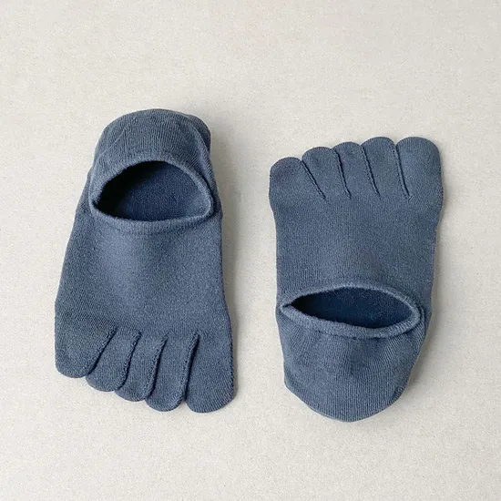 Men′s Thin Mesh Sports Toe Socks Custom Logo