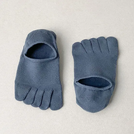 Men′s Thin Mesh Sports Toe Socks Custom Logo