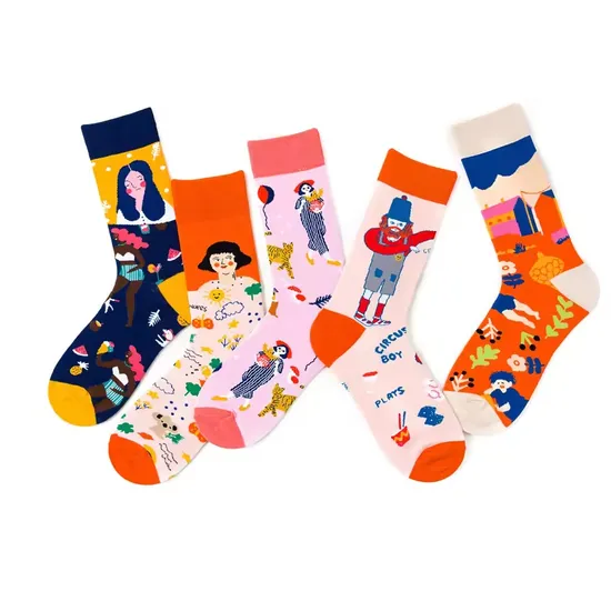 Custom Printed Women′s Cotton Crew Socks Breathable Funny Korean Inspired Fruits Animals Street Fashion Colorful Style Spring