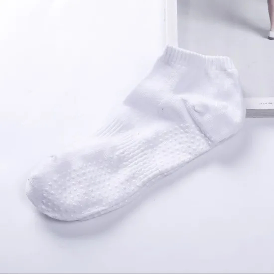 High Quality Anti Slip Custom Male Athletic Yoga Socks