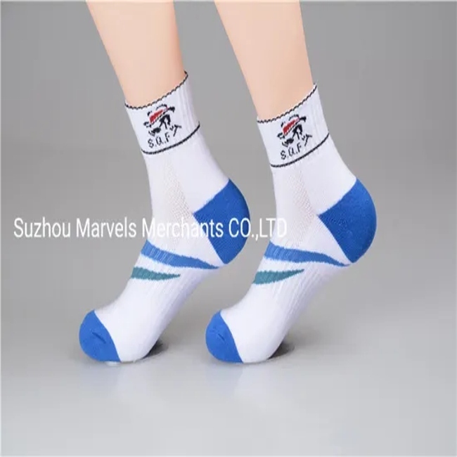 Men′s Thin Cotton Socks Breathable Crew Design for Everyday Wear